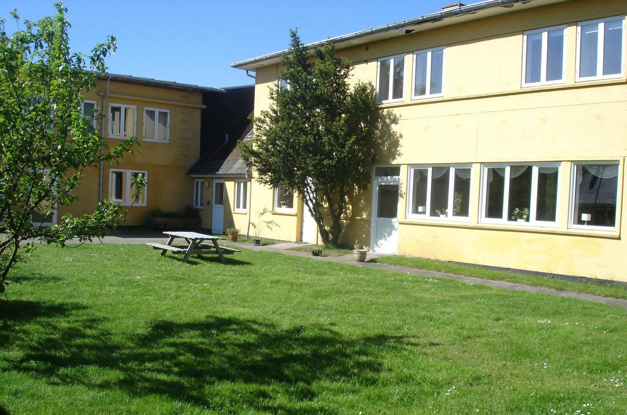 Hotel Havlund Bed And Breakfast Grenå Exterior photo